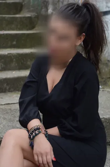 Anna, 31