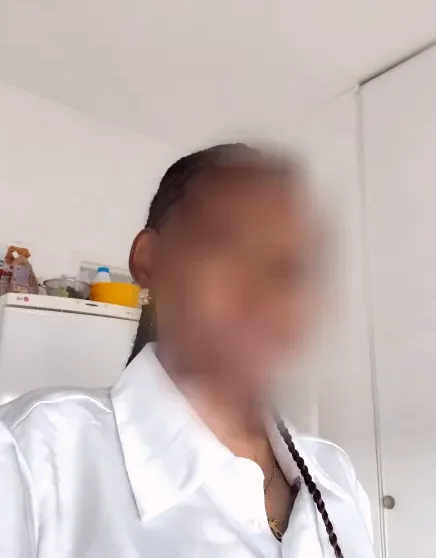 Emily, 34