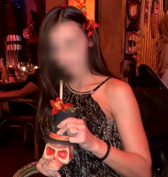 Jasmin, 36