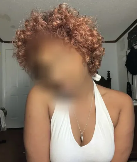 Marie, 20