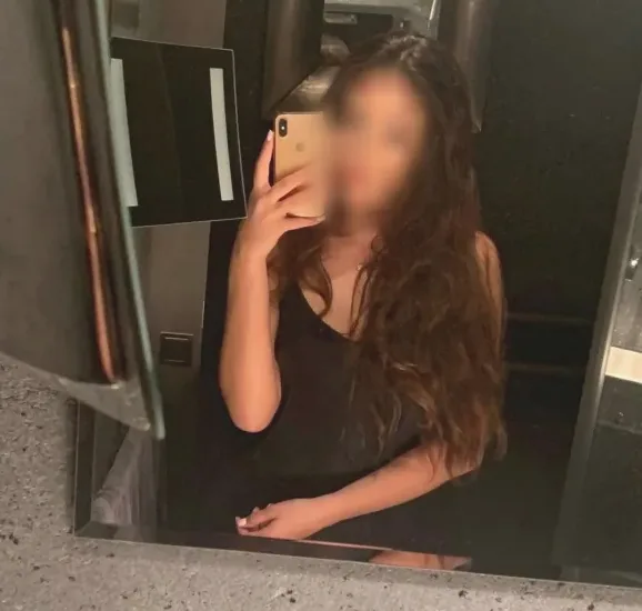 Mira, 24