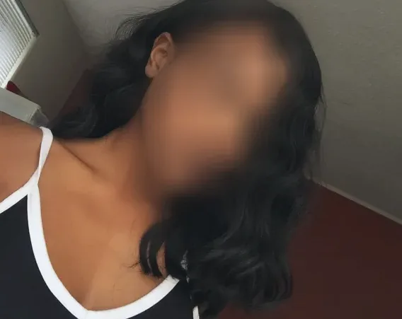 Nora, 25