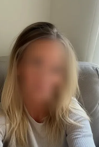Sina, 36
