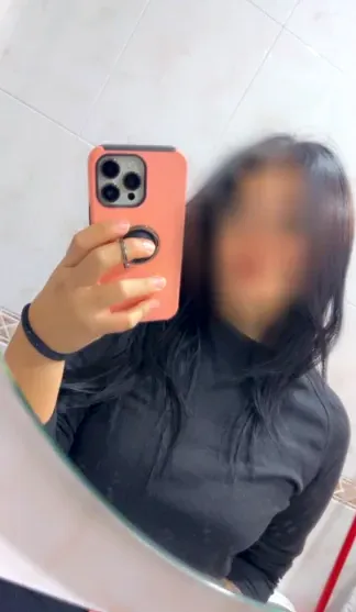 Sina, 30