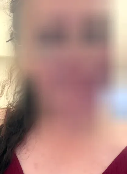 Yasmin, 29